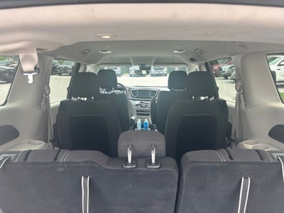 2024 Chrysler Voyager LX