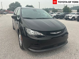 2024 Chrysler Voyager LX