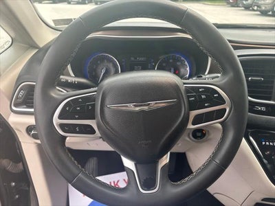 2024 Chrysler Voyager LX