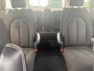 2024 Chrysler Voyager LX