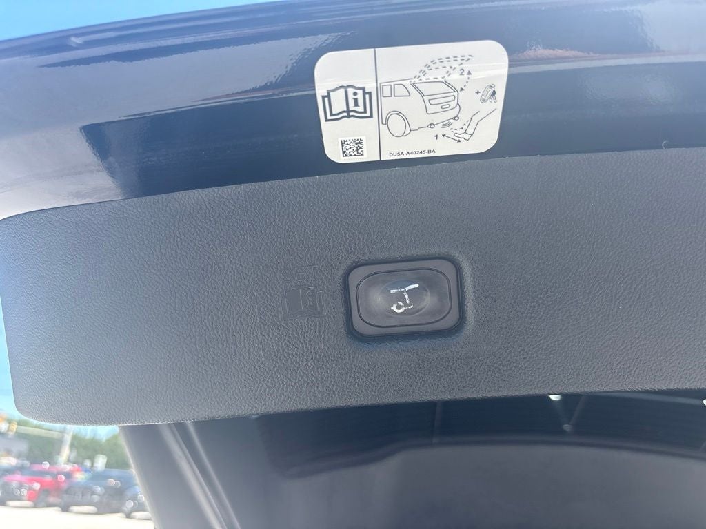 2019 Lincoln Nautilus Select