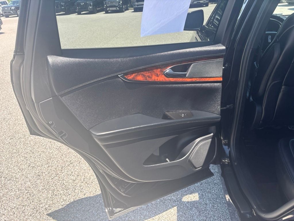 2019 Lincoln Nautilus Select