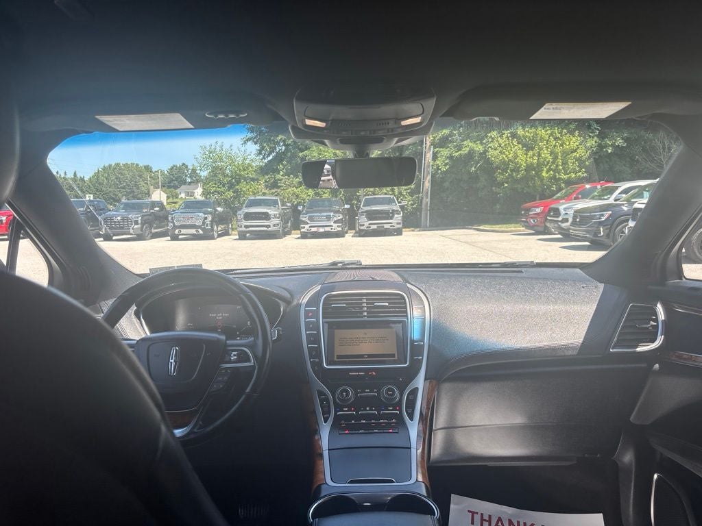 2019 Lincoln Nautilus Select