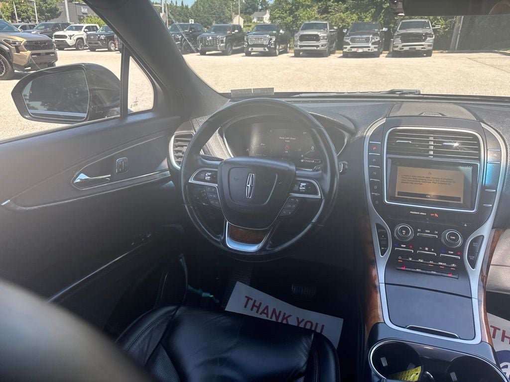 2019 Lincoln Nautilus Select