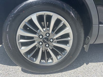 2019 Lincoln Nautilus Select