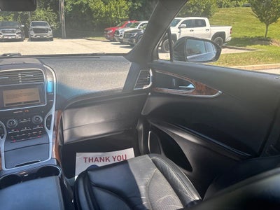 2019 Lincoln Nautilus Select