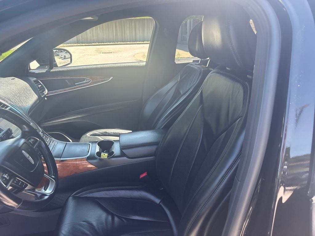 2019 Lincoln Nautilus Select