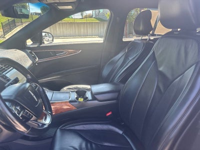 2019 Lincoln Nautilus Select