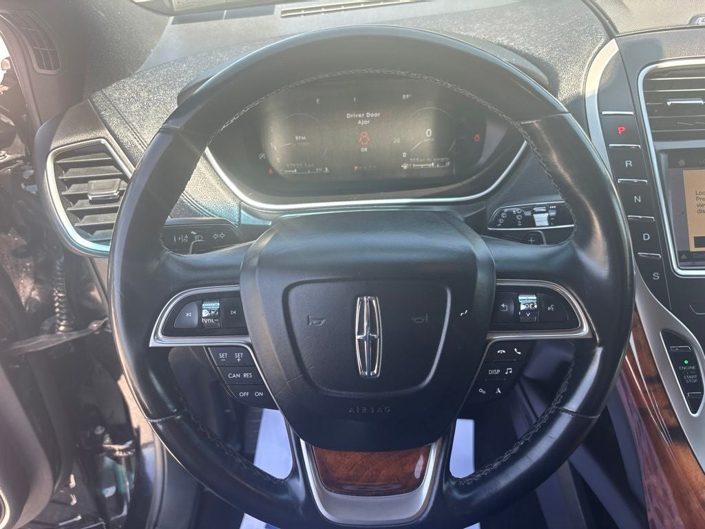 2019 Lincoln Nautilus Select