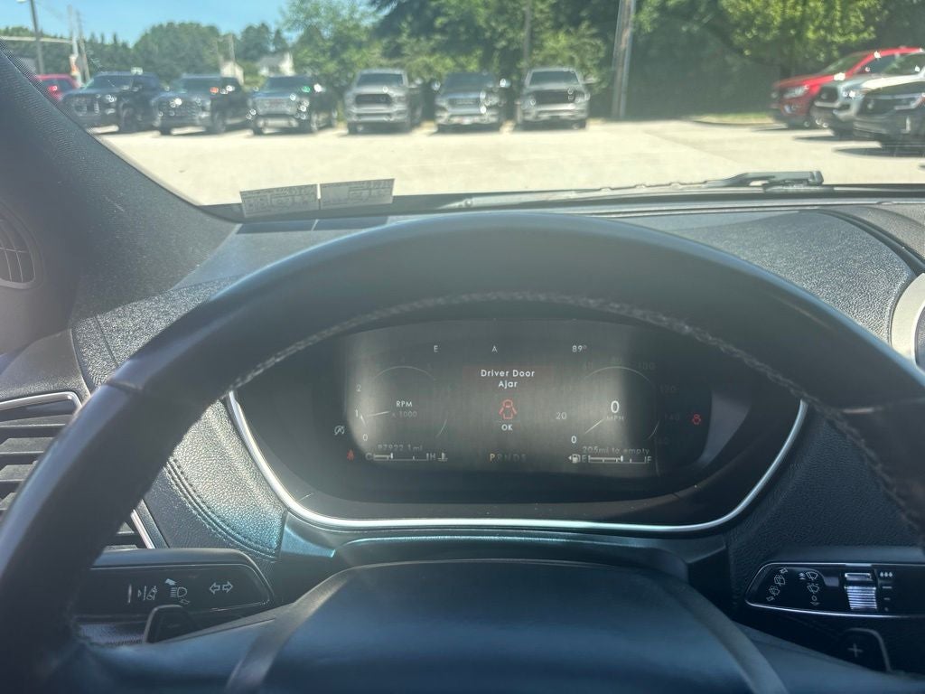 2019 Lincoln Nautilus Select