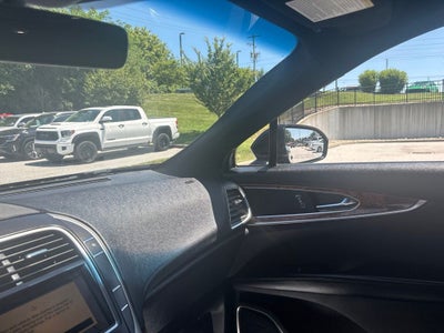 2019 Lincoln Nautilus Select