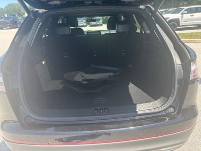 2019 Lincoln Nautilus Select