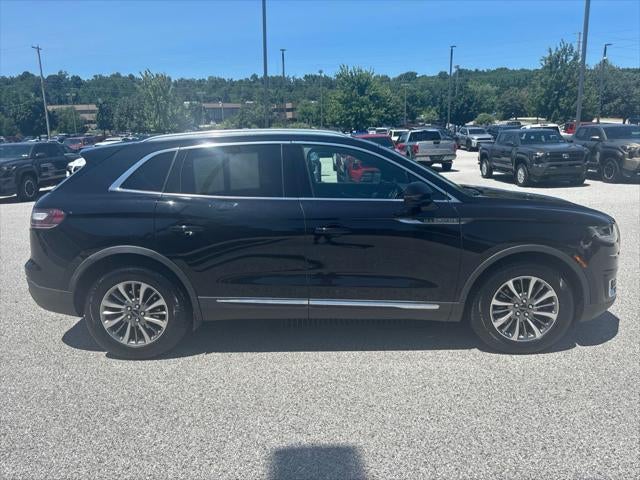2019 Lincoln Nautilus Select