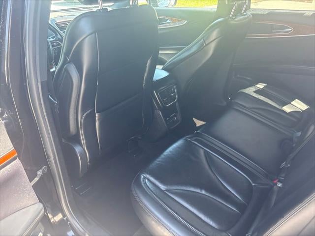 2019 Lincoln Nautilus Select