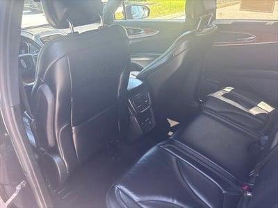 2019 Lincoln Nautilus Select