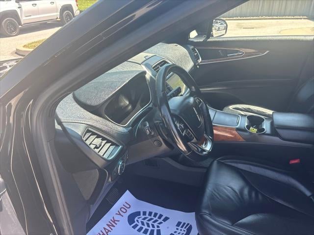 2019 Lincoln Nautilus Select