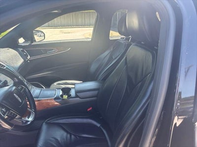 2019 Lincoln Nautilus Select