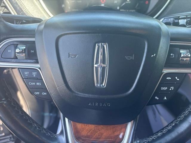 2019 Lincoln Nautilus Select