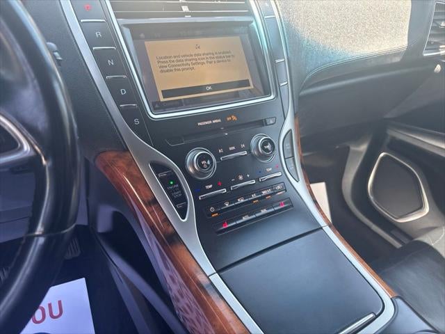 2019 Lincoln Nautilus Select