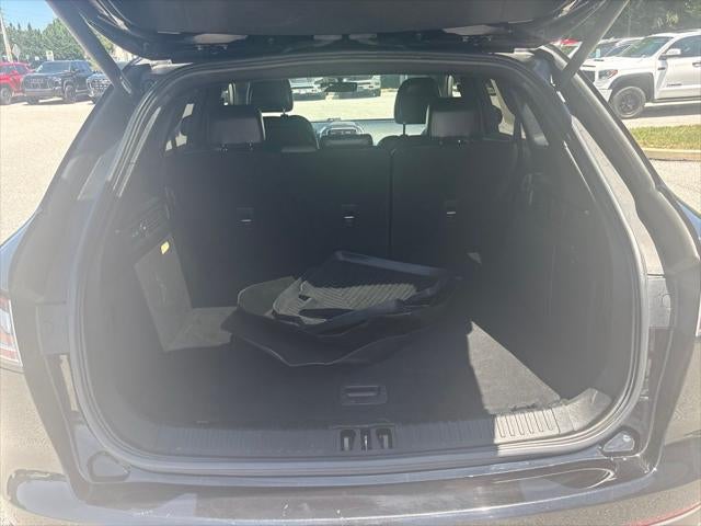 2019 Lincoln Nautilus Select