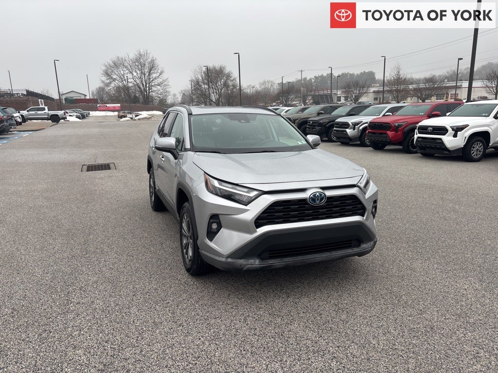2022 Toyota RAV4 Hybrid XLE Premium
