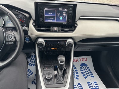 2022 Toyota RAV4 Hybrid XLE Premium