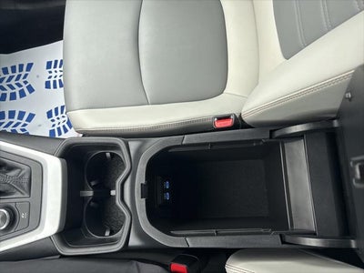 2022 Toyota RAV4 Hybrid XLE Premium