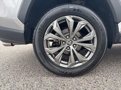 2022 Toyota RAV4 Hybrid XLE Premium