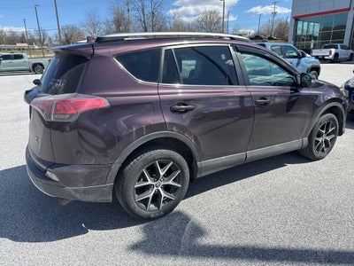 2017 Toyota RAV4 SE