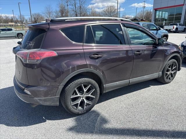 2017 Toyota RAV4 SE