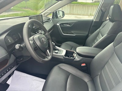 2025 Toyota RAV4 Limited