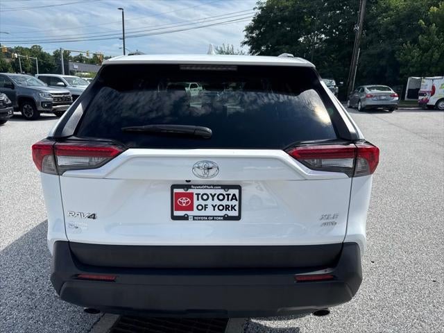 2025 Toyota RAV4 XLE