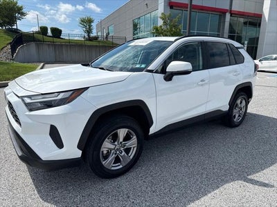 2025 Toyota RAV4 XLE