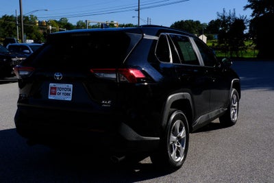 2025 Toyota RAV4 XLE