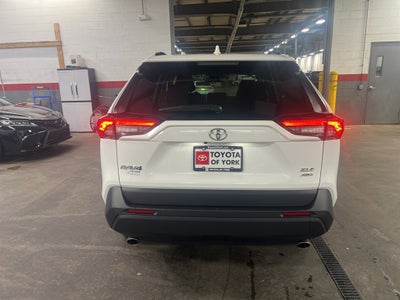 2025 Toyota RAV4 XLE