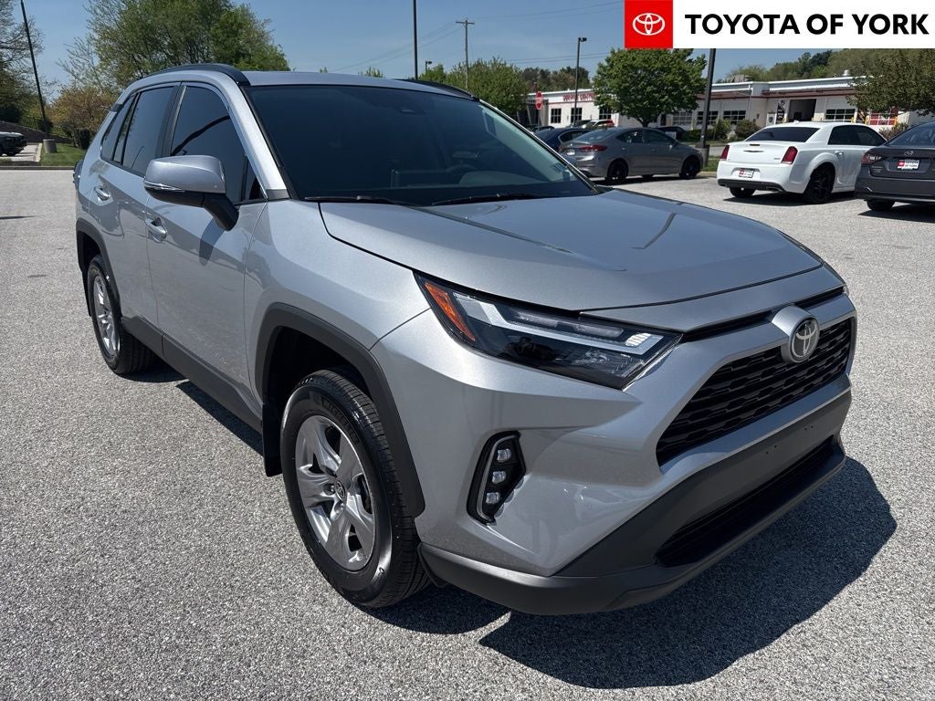 2025 Toyota RAV4 XLE
