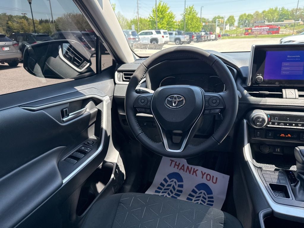 2025 Toyota RAV4 XLE