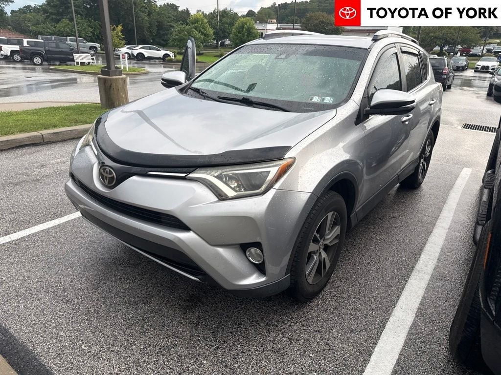 2017 Toyota RAV4 XLE