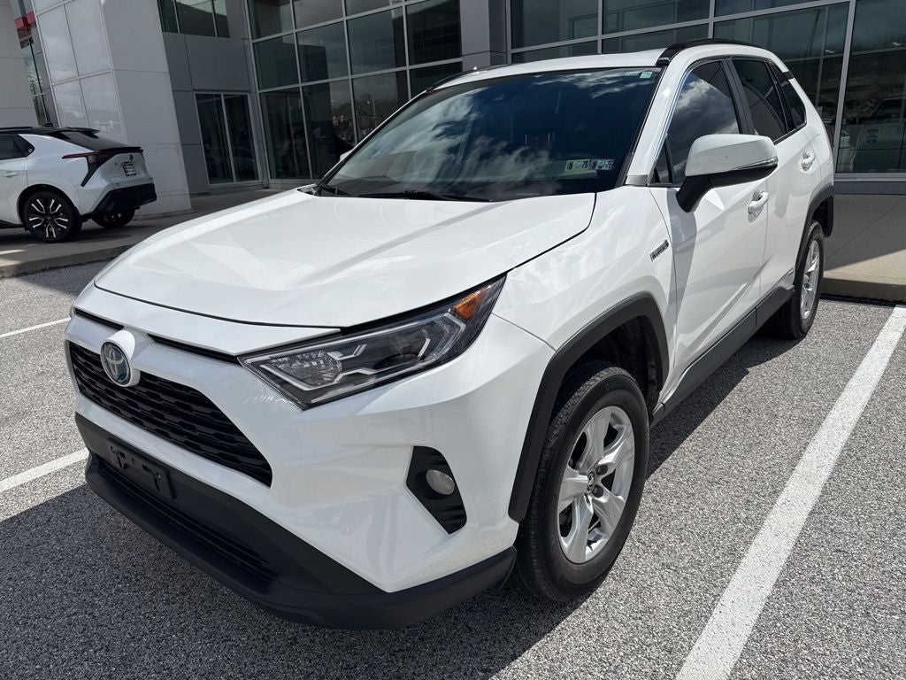 2020 Toyota RAV4 Hybrid XLE