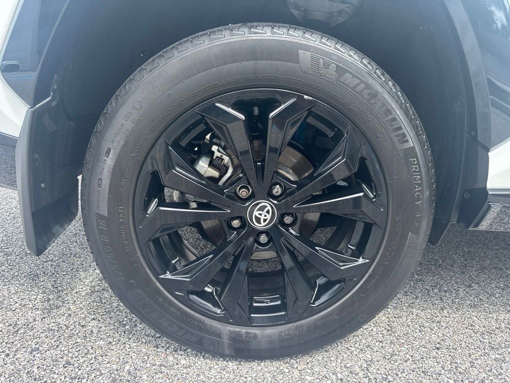 2023 Toyota RAV4 Hybrid SE
