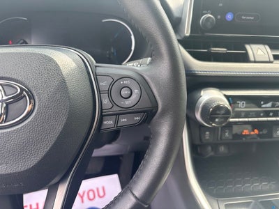2023 Toyota RAV4 Hybrid SE
