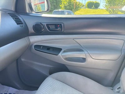 2015 Toyota Tacoma Base V6