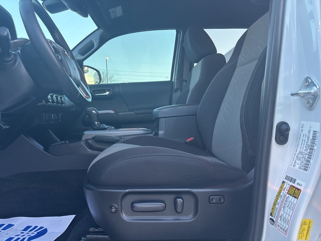 2023 Toyota Tacoma TRD Sport V6