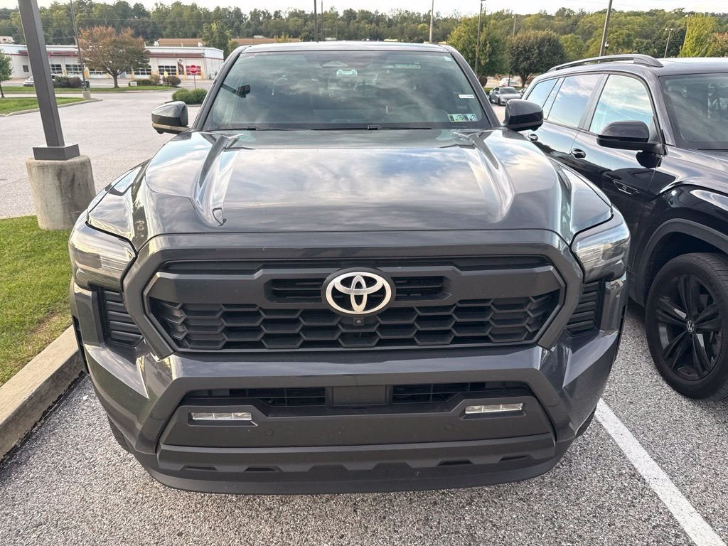2025 Toyota Tacoma Hybrid TRD Off Road