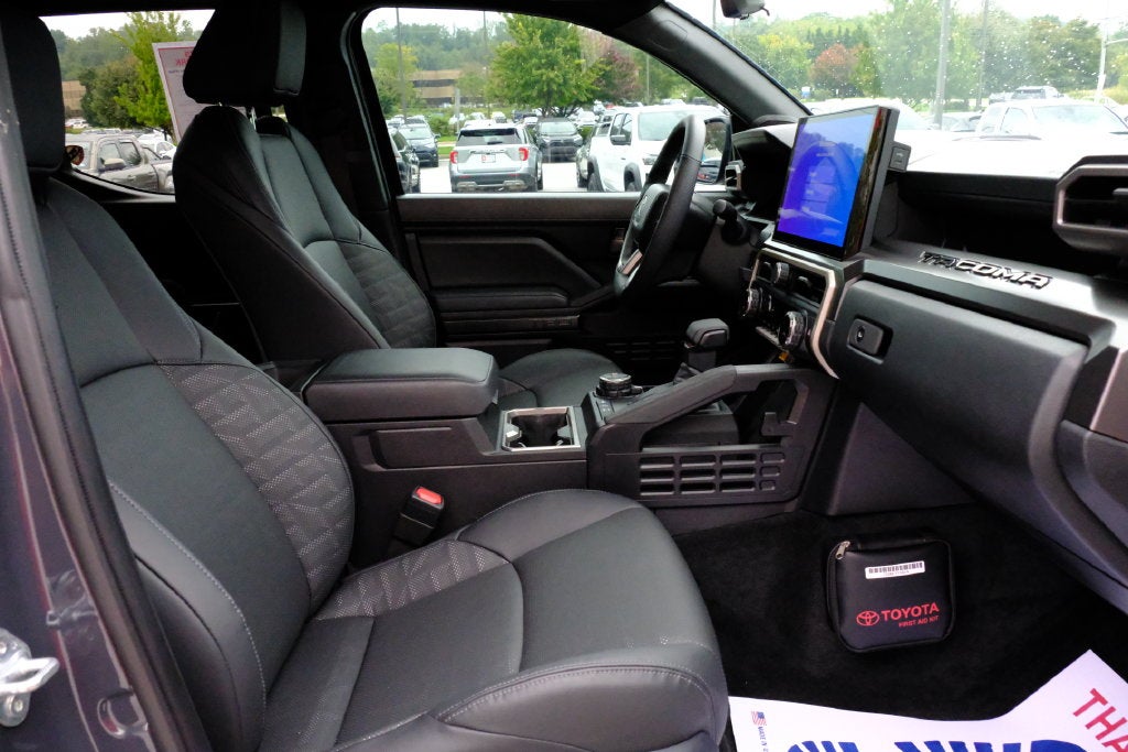 2025 Toyota Tacoma Hybrid TRD Off Road