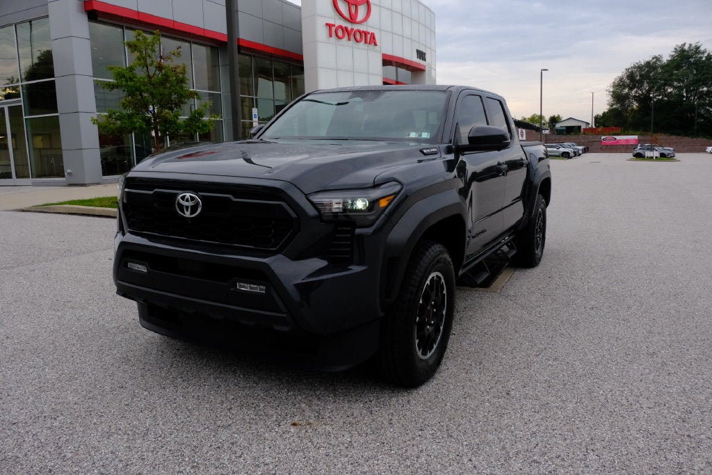 2025 Toyota Tacoma Hybrid TRD Off Road