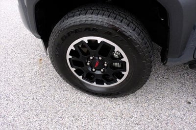 2025 Toyota Tacoma Hybrid TRD Off Road