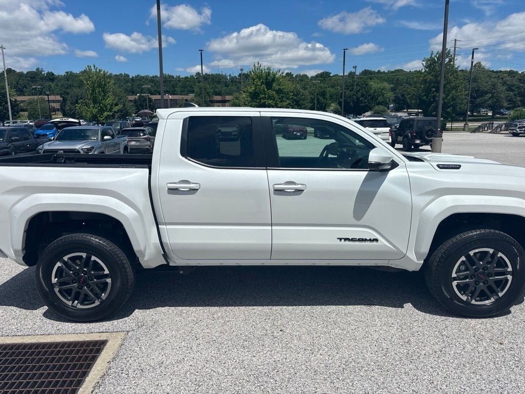 2026 Toyota Tacoma Hybrid TRD Sport