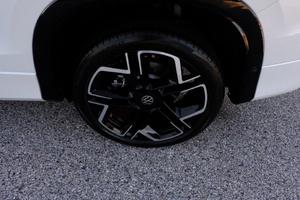2026 Volkswagen Tiguan SEL R-Line Turbo