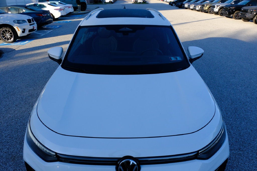 2026 Volkswagen Tiguan SEL R-Line Turbo